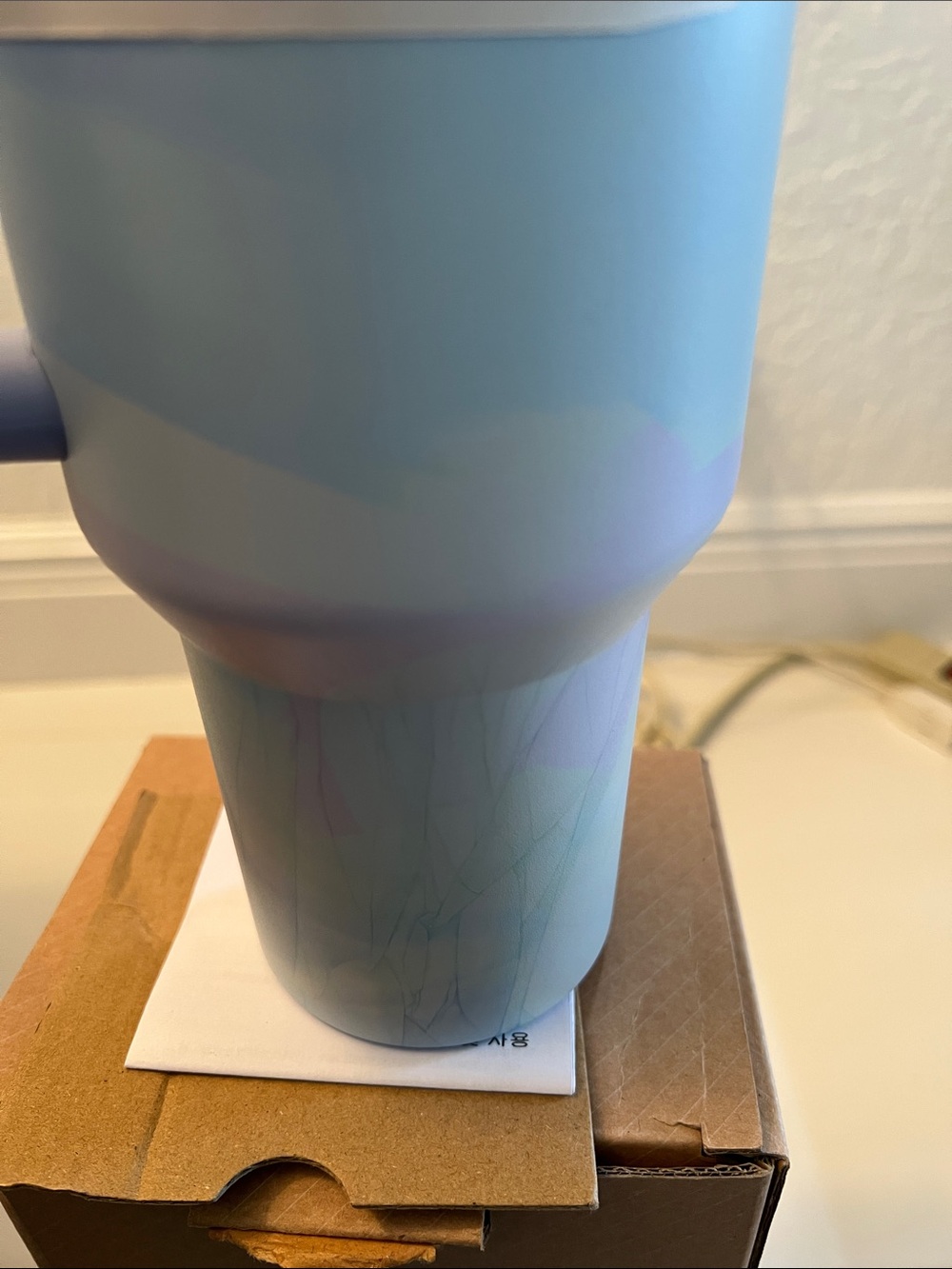 Stanley Light Blue & touches of Purple Quencher H2.0 40 oz. Full inclusion NEW - Picture 7 of 9
